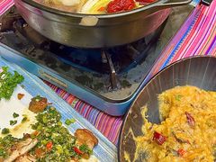 -香巴拉云南餐厅(华莱坞店)