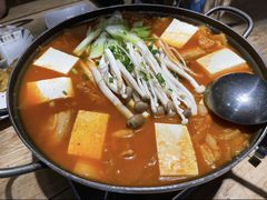 酸泡菜火锅-向阳庄烧烤店(望京西园店)