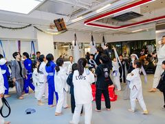 -EFL巴西柔术·综合格斗·泰拳·少儿体能训练(虹桥德必馆)