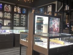 -视野联行眼镜蔡司·依视路官方授权店(顺城店)
