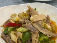 -汗腾格里·风味餐厅(新疆驻京办店)