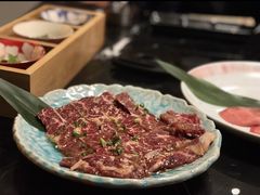 -山川小町·极番烧肉(新地假日广场店)