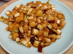 宫保鸡丁-宏状元现熬粥·京味菜(黄寺大街店)
