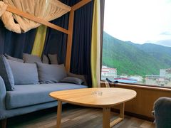 -四姑娘山阿巴郎·藏式花园餐厅