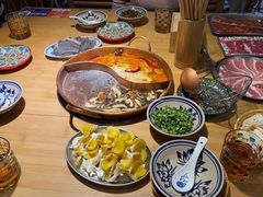 -洱火云南酸菜牛肉火锅(石景山当代商城店)