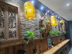 -弄堂咪道-饭香·面香·馄饨香(钦州北路田尚坊店)