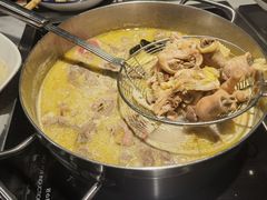 -尚尚仙·酸汤猪手·猪肚鸡火锅(华联万柳购物中心店)