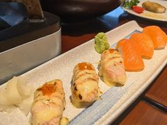 火焰三文鱼腩寿司-一本魅·日式料理