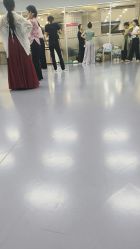 -单色舞蹈