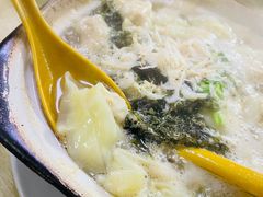 -小许三鲜砂锅馄饨店(家多乐烟酒店)