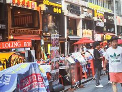 -BHC炸鸡(明洞总店)