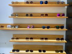 -罗伯特眼镜·蔡司官方授权(罗湖国贸店)