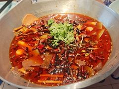 -川流不息·地道川菜·小龙虾(新松江路店)
