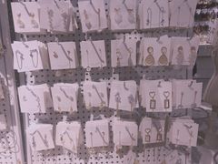 -纪念日百货(万达广场店)