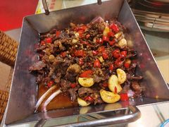-昱龙大盆牛蛙馆(三兴街总店)
