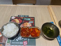 米饭自助-梨花牛肉汤饭(仁恒伊势丹店)