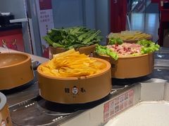 -龍歌自助小火锅(市南金茂湾店)