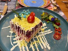 -米德维奇俄式西餐厅(西六道街店)