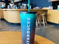 酸柠浮冷萃-星巴克(洛阳中州路王府井店)