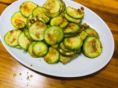 咸蛋黄炒小瓜-甜甜屋(解放中路店)