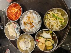 -GOGIYA·咕叽吖韩国传统烤肉店(东方新天地店)