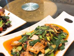 盐煎肉-石磨豆花家常菜·牦牛排土火锅