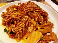 爆炒腰花-闫府私房菜·百年鲁菜(恒隆店)