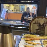 这里的呼伦贝尔羊肉串真是一绝！嫩滑多汁的羊肉