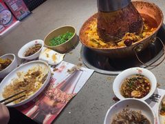 -老佛爷铜炉蛙锅(东门老街店)