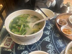 -桥香园云南过桥米线(金马碧鸡店)