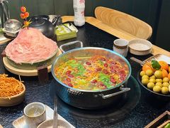 -鹿鸣山草本茶香火锅(园西路店)
