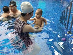 -Swim斯卫姆国际儿童游泳中心(红博中央公园店)