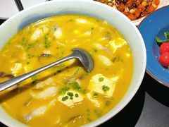 自贡豆腐花酸菜鱼-麻六记(凤凰汇店)