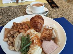 -怡咖啡海鲜自助餐厅(浦东香格里拉店)