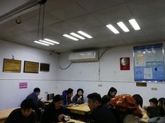大堂-没牙伯花生汤店(老药洲店)