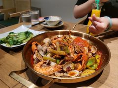 -臻鲜燕海鲜融合餐厅(金陵style店)