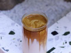 红豆沙冰拿铁-Line 咖啡(石厦花园店)