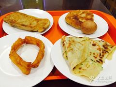 -护国寺小吃(左家庄店)