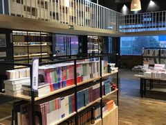 -新华书店(解放中路店)