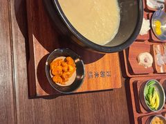 -银米·云南传统过桥米线(双廊黑金冠店)