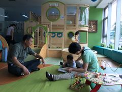 -乐融婴幼儿成长中心(四季青校区)