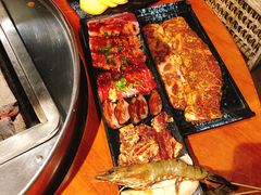 -伍丁·烤牛肋(和平东桥店)