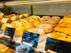 -BONBON BAKERY