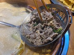 -洱火云南酸菜牛肉火锅(石景山当代商城店)