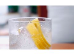 -Line 咖啡(石厦花园店)