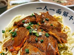 牛肉热干面-文叔·湖北名小吃·小龙虾(华强北店)