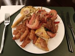 -上海中航虹桥机场泊悦酒店