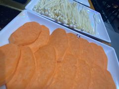 -牛鲜盛齐齐哈尔烤肉(曹路店)