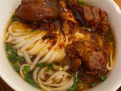 -矮子粉店1985·长沙米粉(湘春路店)