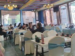 -乡村馕坑肉·烧烤·新疆菜·本地人更爱吃(阿勒泰首店)